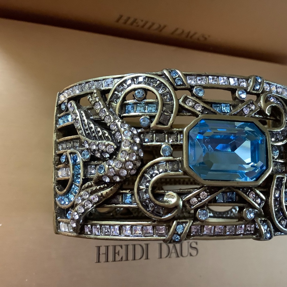 Heidi Daus Vintage Crystal Cuff Bracelet Aqua Clear SZ M/L - Picture 5 of 16